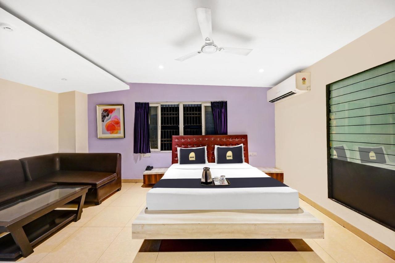 Townhouse Oak Pentagon Residency Hotel Bhubaneswar Buitenkant foto