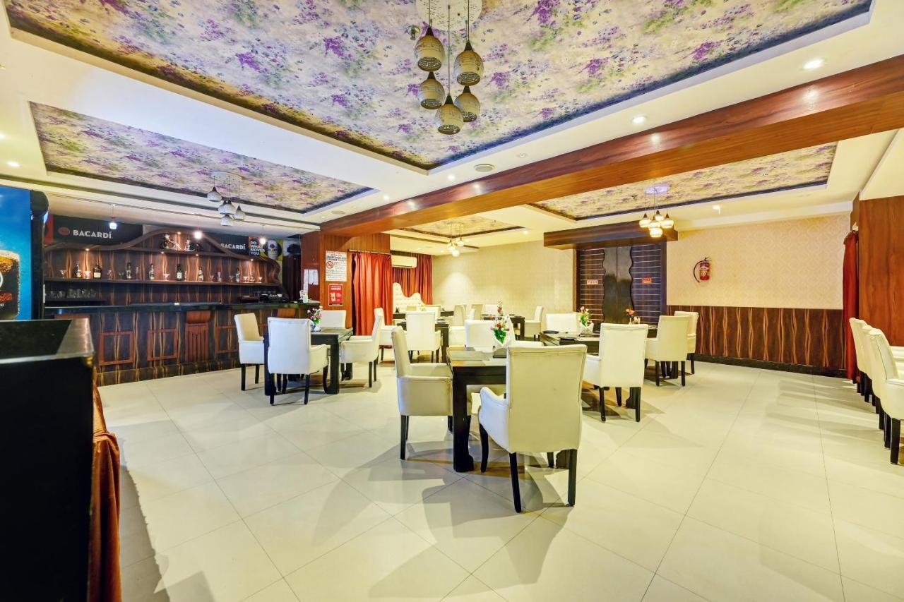Townhouse Oak Pentagon Residency Hotel Bhubaneswar Buitenkant foto