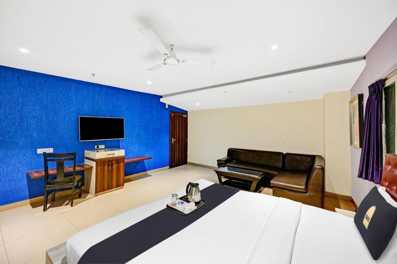 Townhouse Oak Pentagon Residency Hotel Bhubaneswar Buitenkant foto