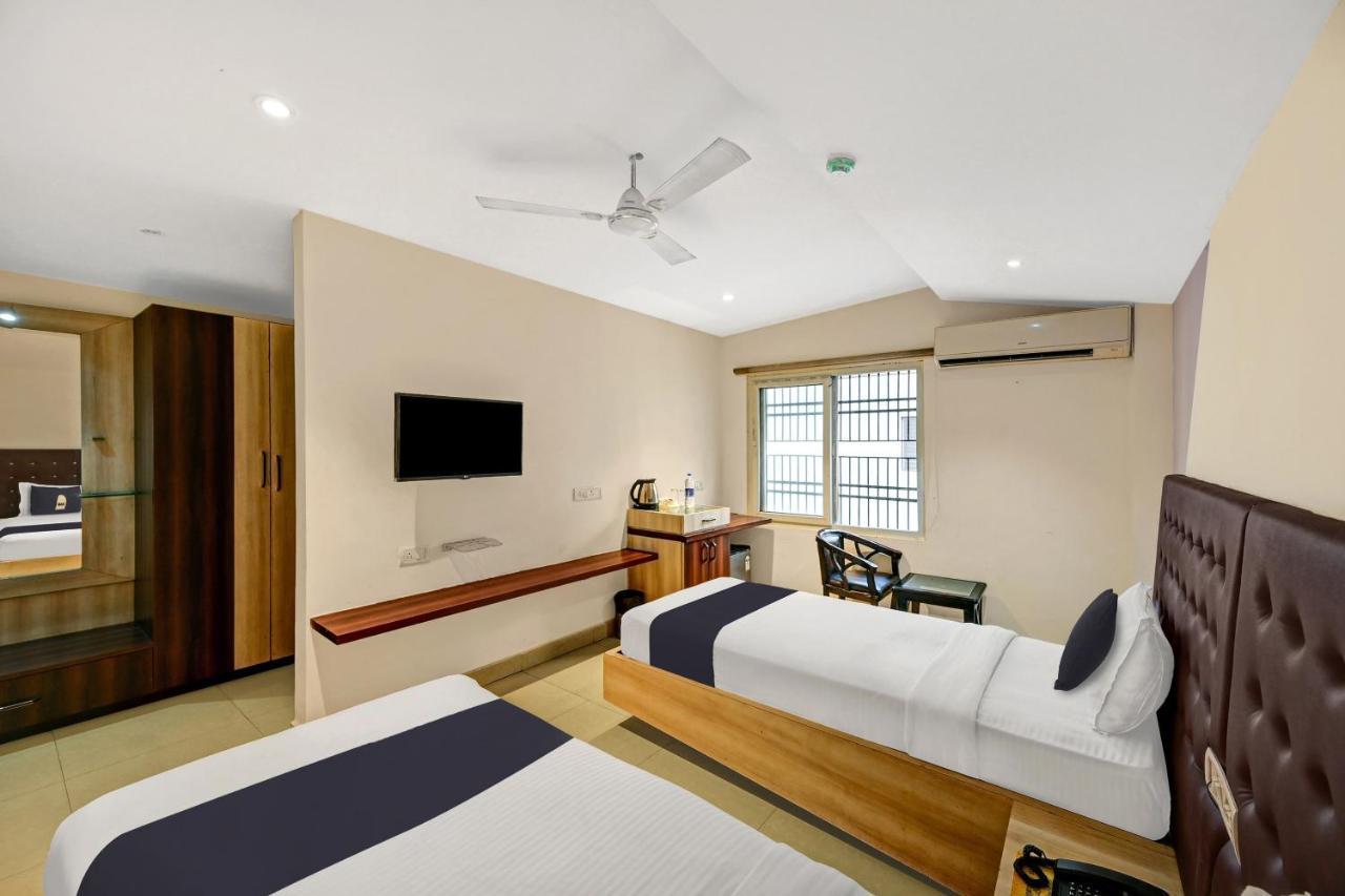 Townhouse Oak Pentagon Residency Hotel Bhubaneswar Buitenkant foto