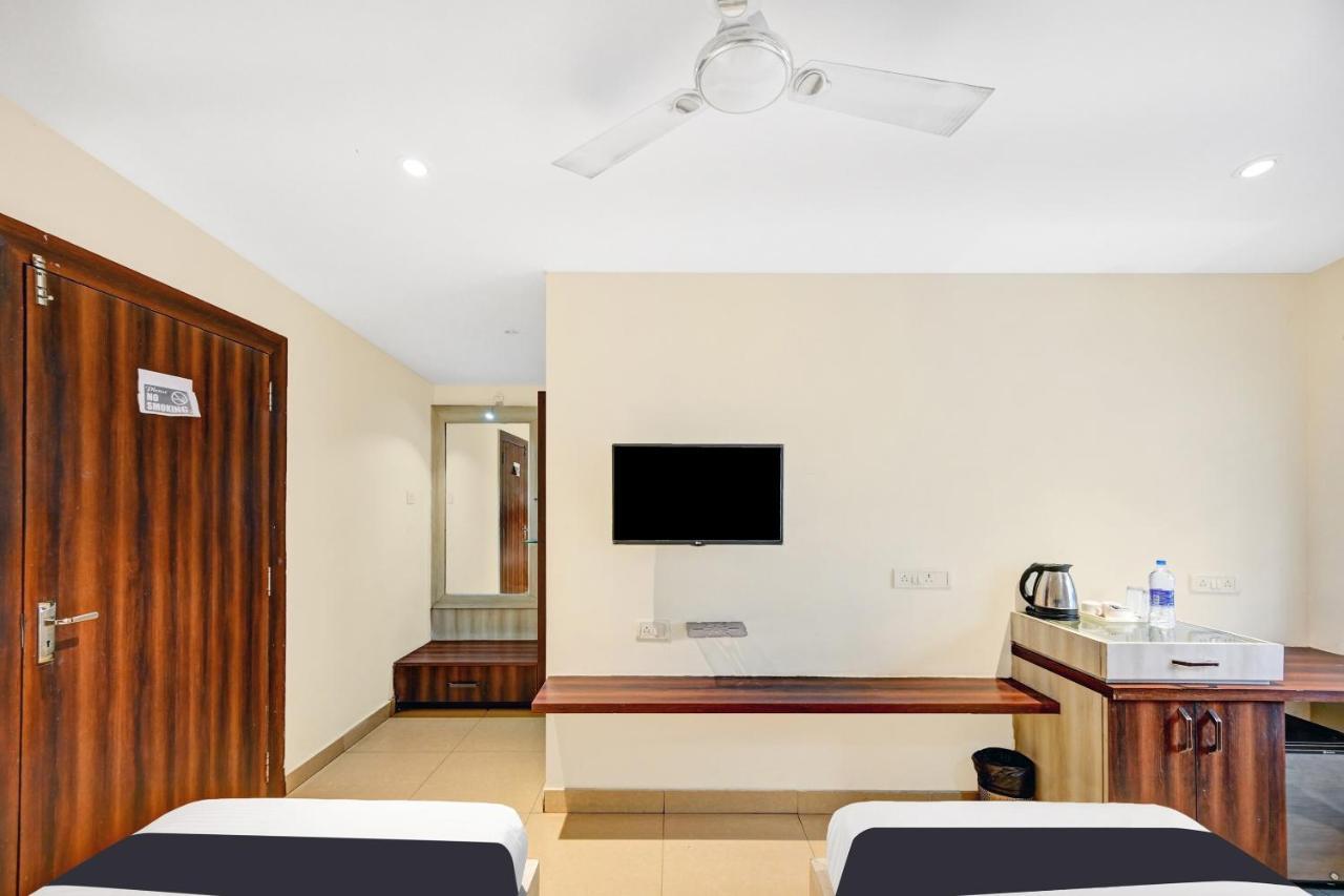 Townhouse Oak Pentagon Residency Hotel Bhubaneswar Buitenkant foto