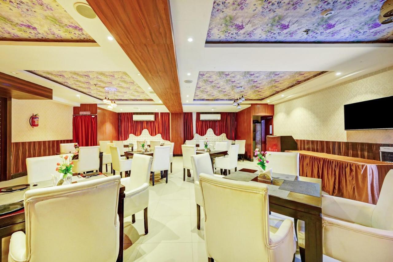 Townhouse Oak Pentagon Residency Hotel Bhubaneswar Buitenkant foto