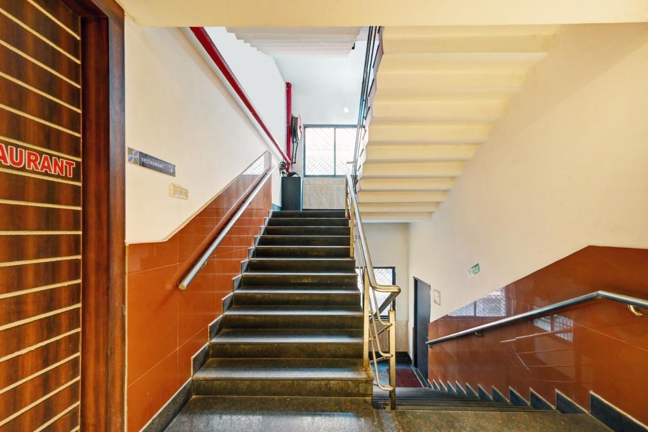 Townhouse Oak Pentagon Residency Hotel Bhubaneswar Buitenkant foto